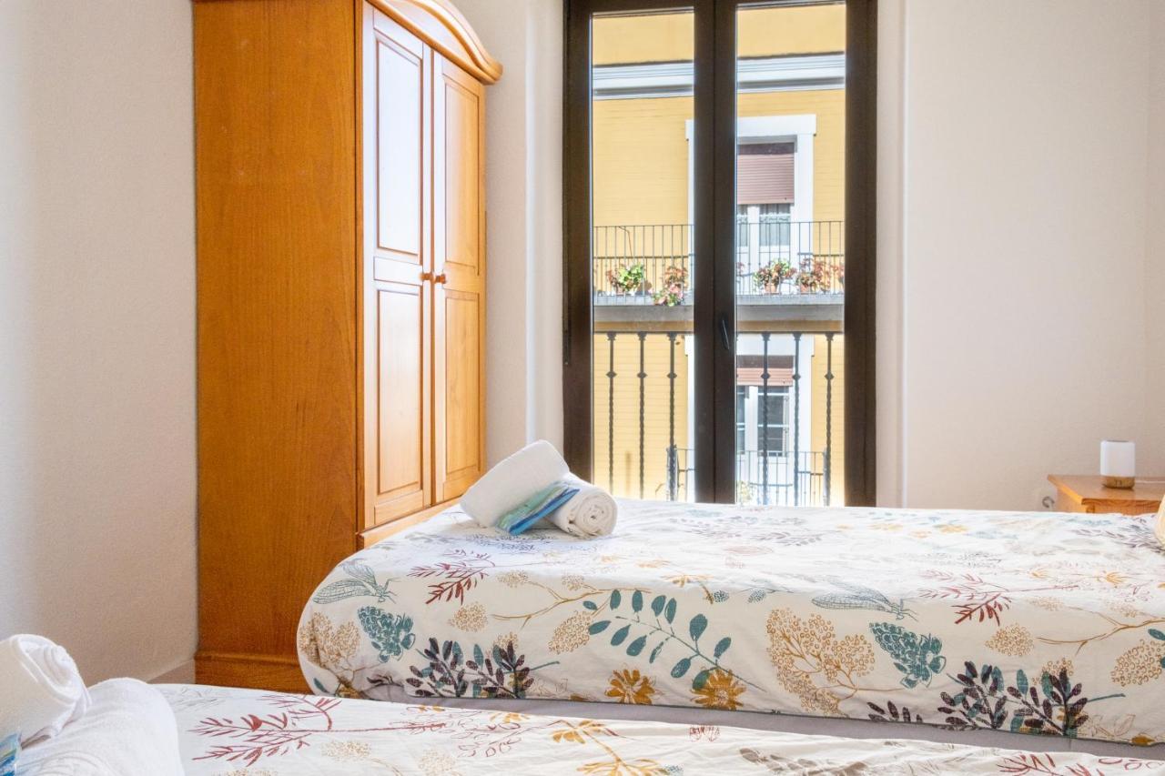 Vista Catedral Apartment Sevilla Exterior foto
